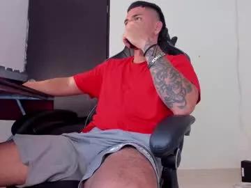 alan_muscle from Chaturbate