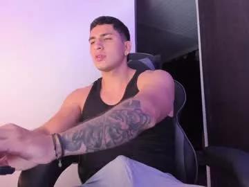 alan_muscle from Chaturbate