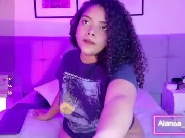alanaa_gomez from Chaturbate