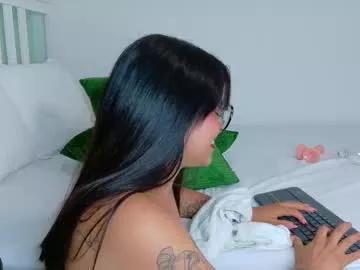 alaskaarosse__ from Chaturbate