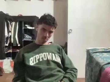 alejoochoa2222 on Chaturbate