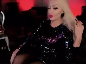 alfa_female from Chaturbate