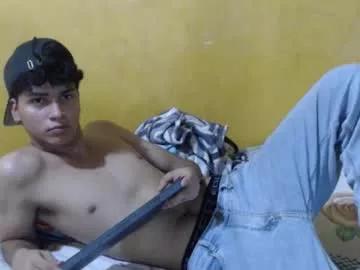 alice_julls from Chaturbate