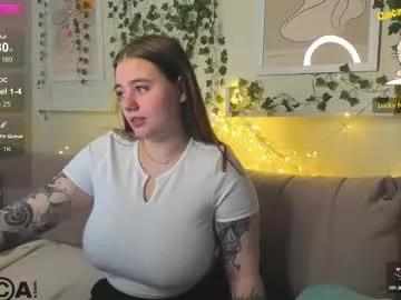 alli_aster from Chaturbate