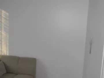alliehazee17 from Chaturbate