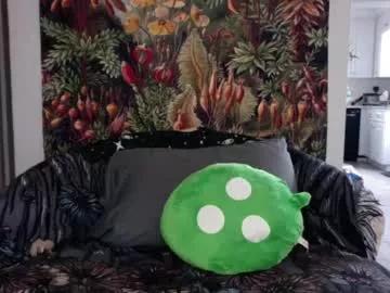 alliehex from Chaturbate