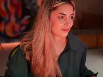 alliesynns from Chaturbate