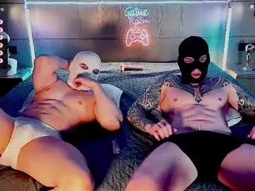 alltimehorny19 from Chaturbate