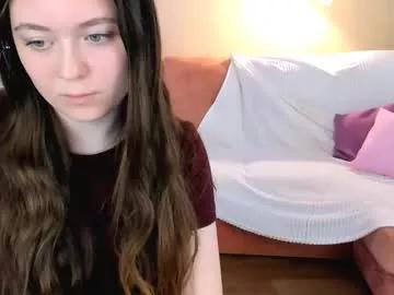 alluringeyess from Chaturbate