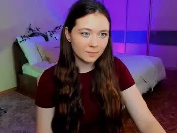 alluringeyess from Chaturbate