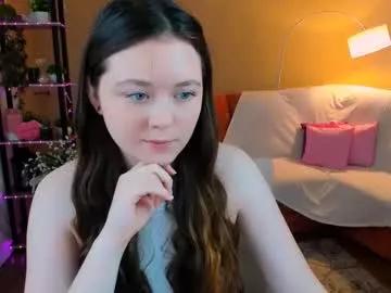 alluringeyess from Chaturbate