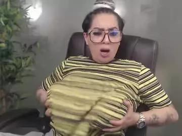 allyiah from Chaturbate