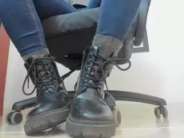alma_fenix from Chaturbate