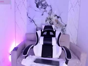 almalopez_ from Chaturbate