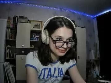 Alodieherlan webcams show profile image 