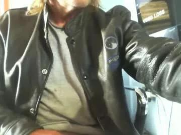 alwayshard4u1 from Chaturbate