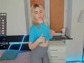 alwayssmile8 from Chaturbate