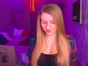 amaliaqueen999 from Chaturbate