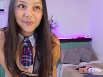 amara_w from Chaturbate