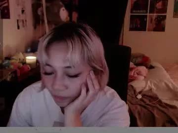 amateuroras from Chaturbate