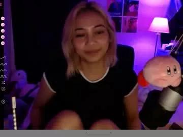 amateuroras from Chaturbate