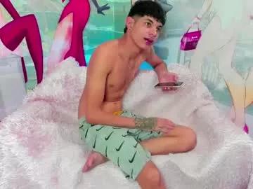 amazing_group_hot69 from Chaturbate