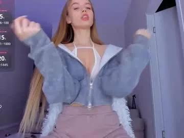 amazing_roxana from Chaturbate