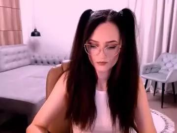 amazingeyes89 from Chaturbate