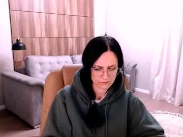 amazingeyes89 from Chaturbate