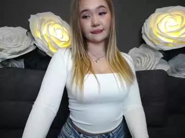 anastacyyellig from Chaturbate