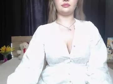 anastacyyellig from Chaturbate