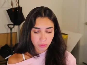 anastasiapetitegirll from Chaturbate