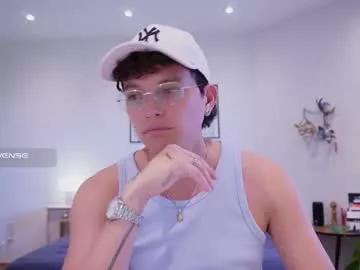 anddres_boss from Chaturbate
