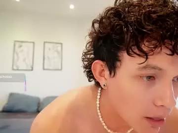 anddres_boss from Chaturbate