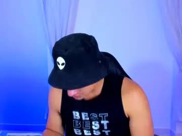 anddy_vargas from Chaturbate