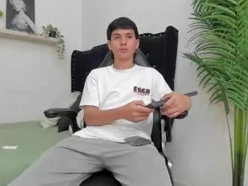andrewrestrepo from Chaturbate is Freechat
