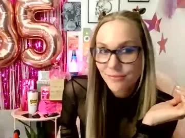 annadelrae444 from Chaturbate