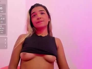 annebull_ from Chaturbate