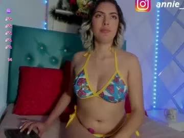 annie_winter1 from Chaturbate