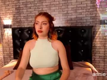 annie_winter1 from Chaturbate