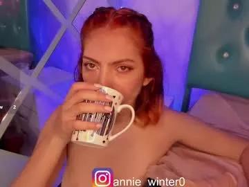 annie_winter1 from Chaturbate