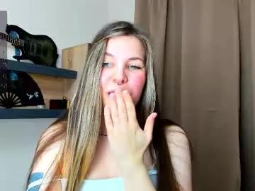 anya_seven from Chaturbate