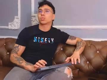 Apolo_burton webcams show profile image 