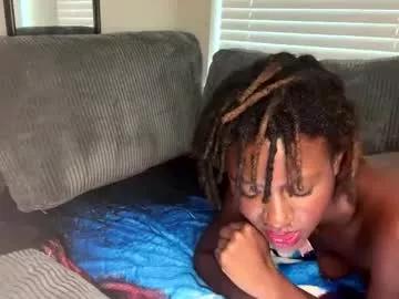 aquamoonsiren from Chaturbate