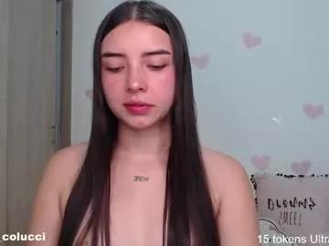 Aratna_coluccii webcams show profile image 