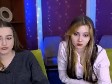 aria_moo from Chaturbate