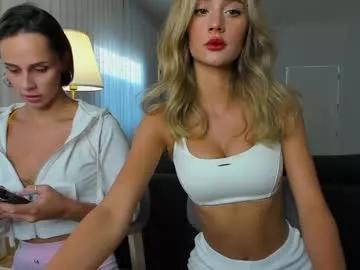 aria_muv from Chaturbate