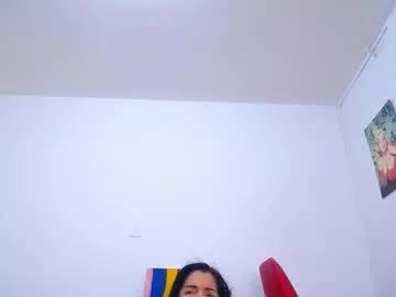 ariacoral from Chaturbate