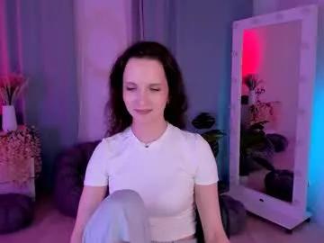 ariadna_s from Chaturbate