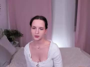 ariadna_s from Chaturbate